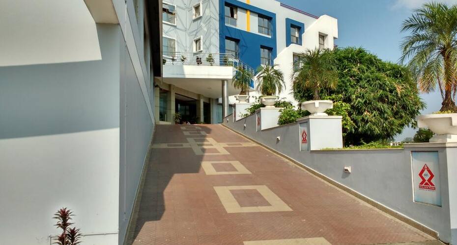 Golden Park Hotel & Resort, Malda 4